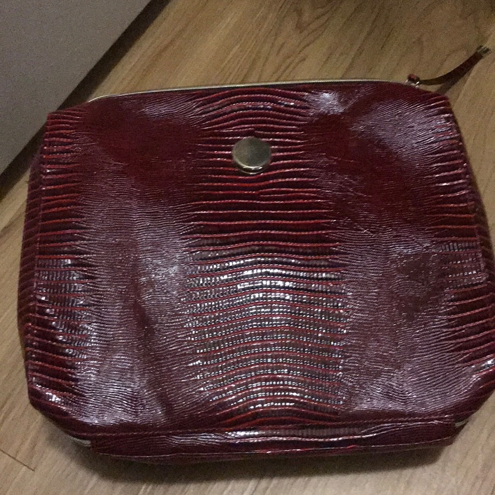 Makeup bag